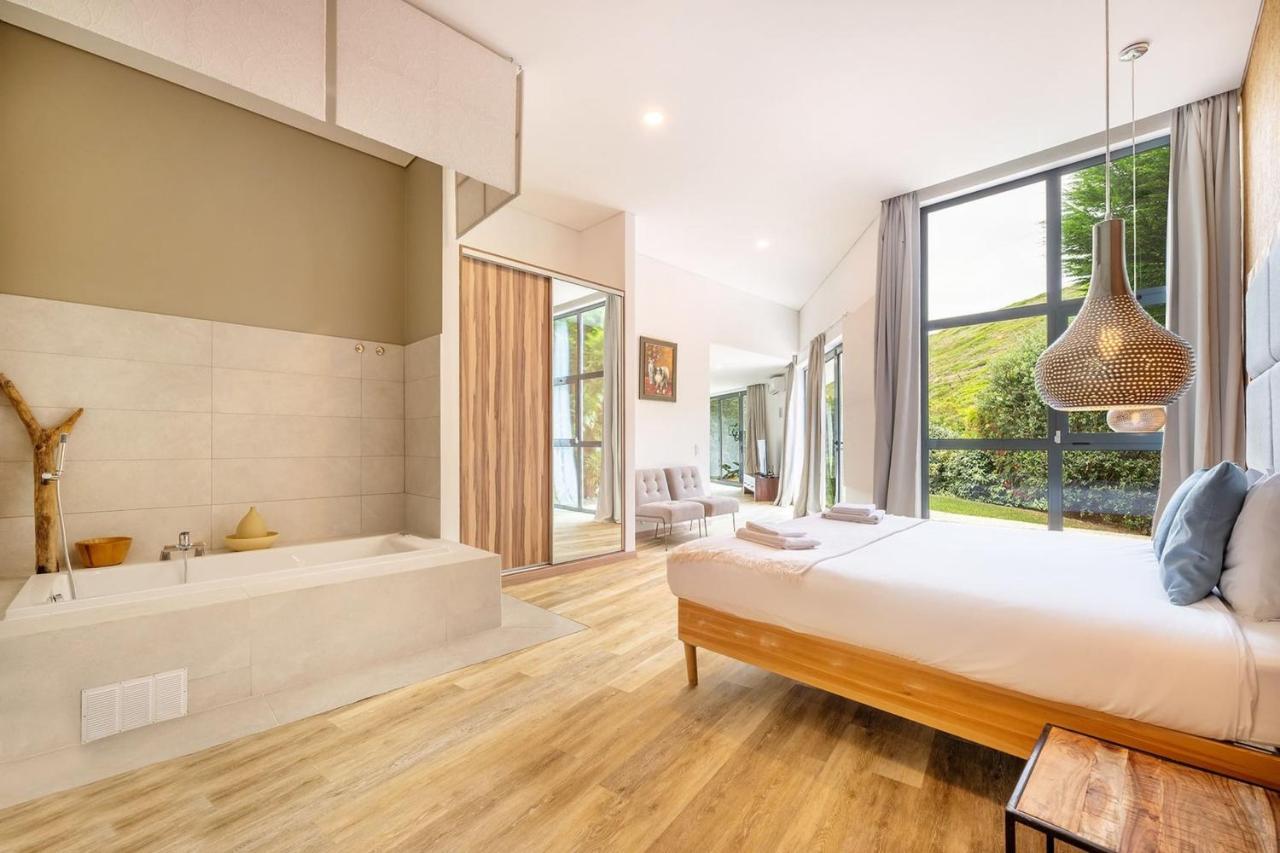 Guestready - Luxury Beach Villa With Private Pool Mafra Exteriér fotografie